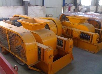對(duì)輥機(jī)設(shè)備,雙輥破碎機(jī)產(chǎn)量,欣凱機(jī)械XK-T-供求商機(jī)-河南欣凱機(jī)械設(shè)備